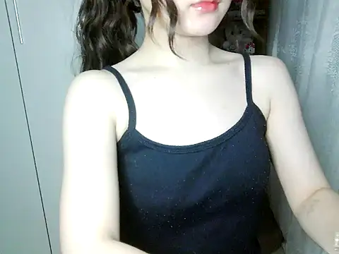 _Shizukaa_ Adlı Modelin Web Kamerası Şovu