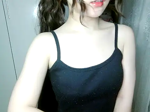 Pertunjukan Kamera Web _Shizukaa_