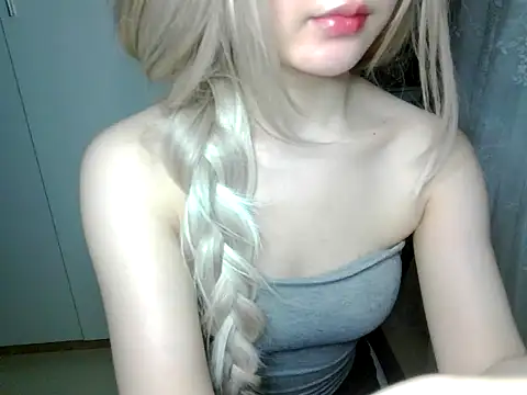 Show modela _hihihahaa_ na web-kameri