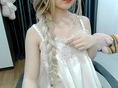 _meomeoo_ Adlı Modelin Web Kamerası Şovu