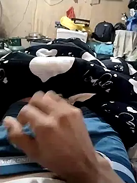 Show de webcam de EMERKITHO_20_R