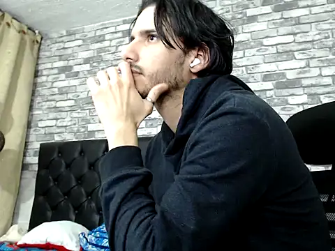 MrTyler667 Webcamshow