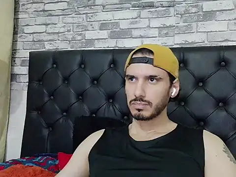 MrTyler667 – webcam-show