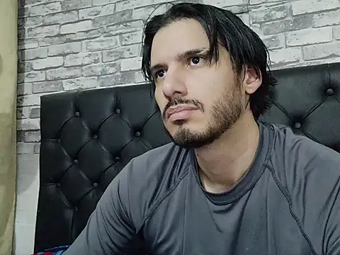 MrTyler667 – webcam-show