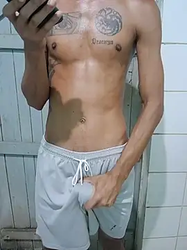 Pokazy przed kamerką – lcsexy45