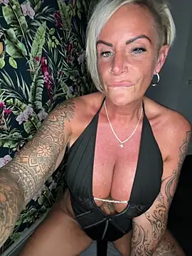 Webkamerová show Big-Tits696969