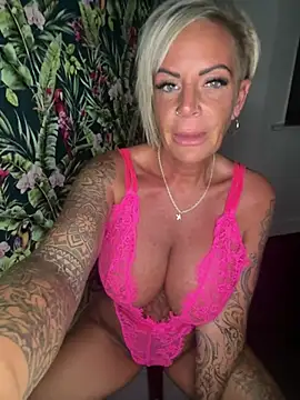 Big-Tits696969 Шоу с уебкамера