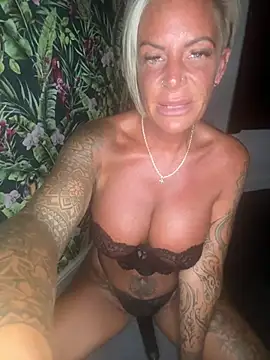 Show Webcam de Big-Tits696969