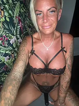 Big-Tits696969n Webbikameraesitys