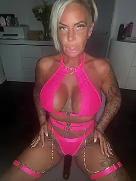 Webkamerová show Big-Tits696969