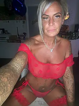 Big-Tits696969 webcam show