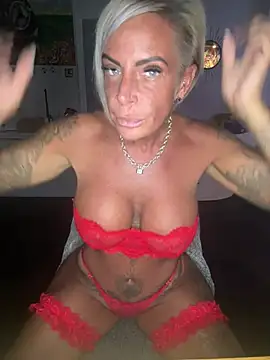 Big-Tits696969 webcam show