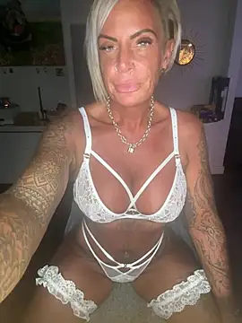 Big-Tits696969n Webbikameraesitys