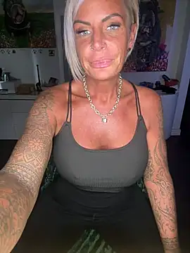 Big-Tits696969n Webbikameraesitys