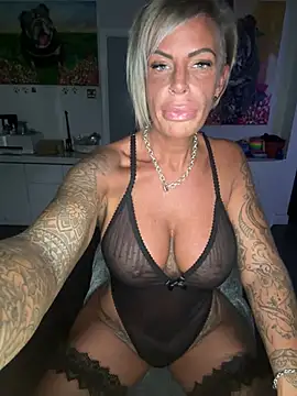 Czat XXX na żywo – Big-Tits696969