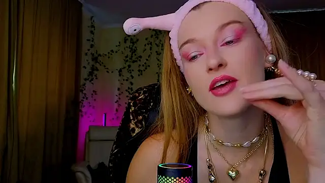 Chat +18 de MysticVenus_ ao vivo