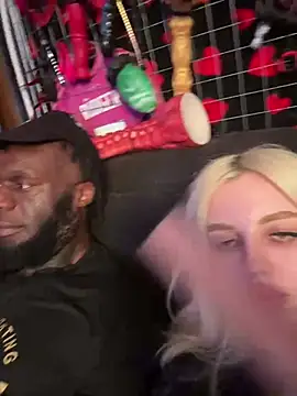 Steffi_Snowbunnyのウェブカメラショー