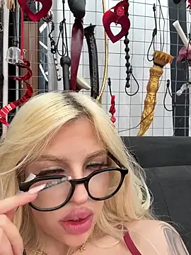 Steffi_Snowbunny's Webcam Show