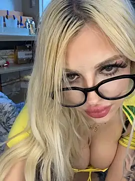 Steffi_Snowbunny's Webcam Show