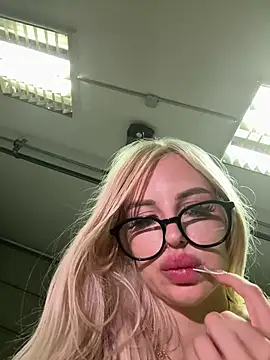 Steffi_Snowbunny Webcam-Show