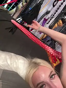 Steffi_Snowbunny's Webcam Show
