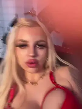 Steffi_Snowbunny 在線直播表演