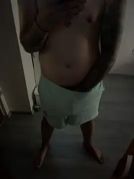 DaNNyeL016 Webcam-Show