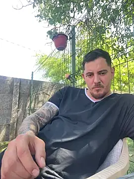 Show modela DaNNyeL016 na web-kameri