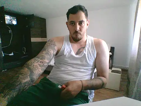DaNNyeL016 Pertunjukan Webcam