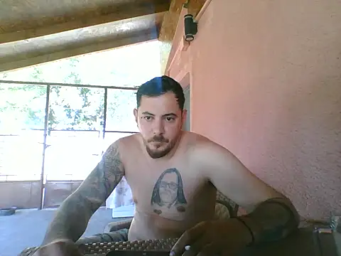 Show modela DaNNyeL016 na web-kameri