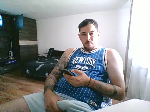 DaNNyeL016's Webcam Show