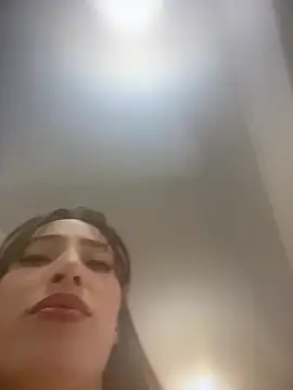 IAmNobodyXXX: вебкам-шоу