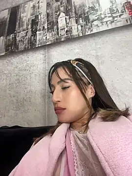 IAmNobodyXXX Adlı Modelin Web Kamerası Şovu