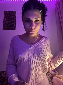 Show modela luludolll na web-kameri