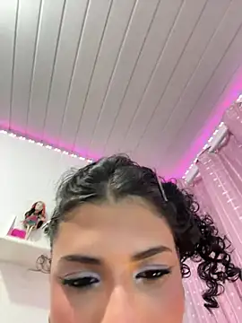 lulubratzz Adlı Modelin Web Kamerası Şovu