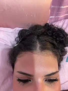lulubratzzのウェブカメラショー