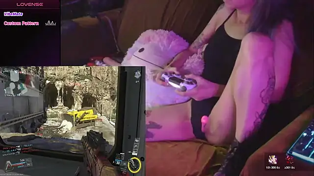 mmmminaDarling's Webcam Show
