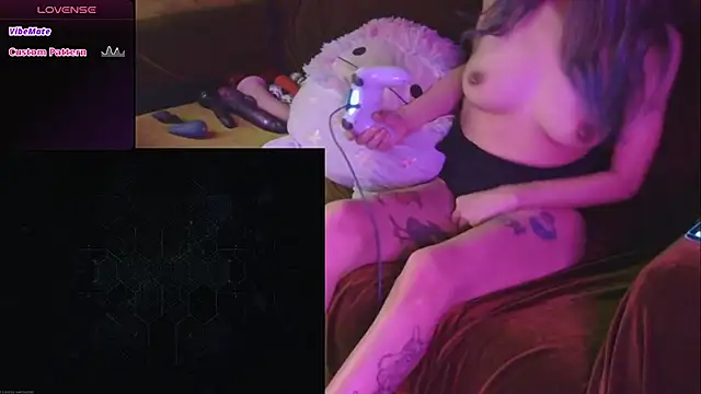 mmmminaDarling Show Webcam