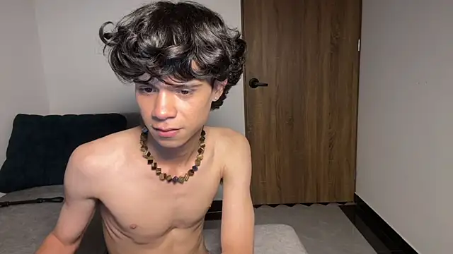 OopsAgain_'s Webcam Show