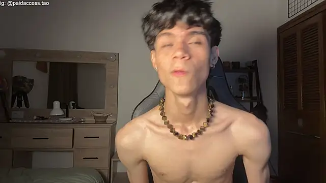OopsAgain_ 网络视讯表演
