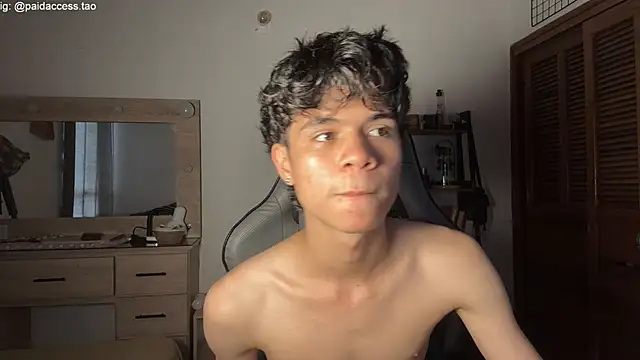 OopsAgain_ 网络视讯表演