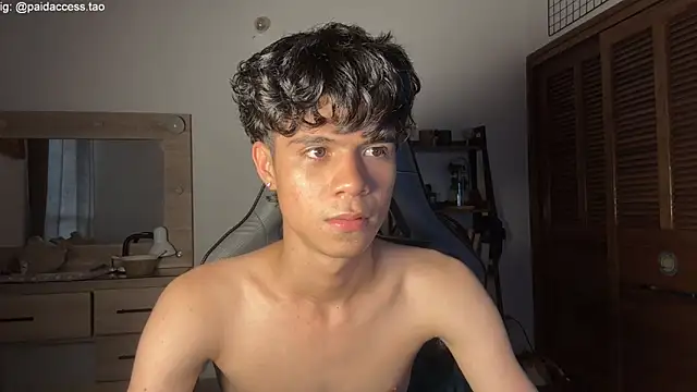 OopsAgain_'s Webcam Show