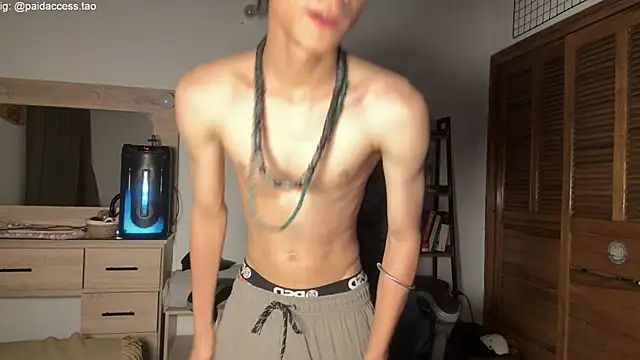 OopsAgain_ 在線直播表演