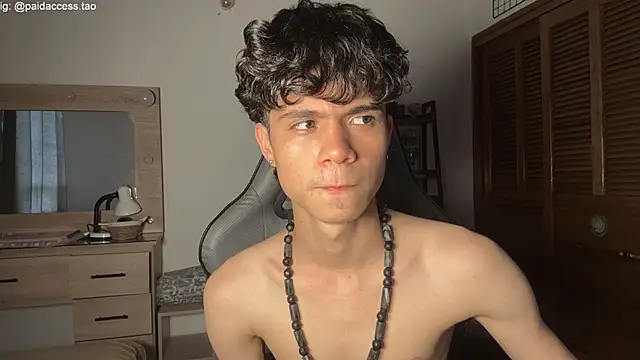 Онлайн чат XXX OopsAgain_