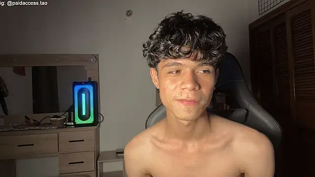 OopsAgain_'s Webcam Show