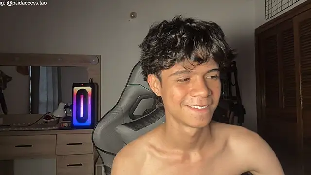OopsAgain_ Webcam-Show