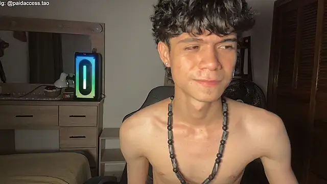 OopsAgain_ webcam show