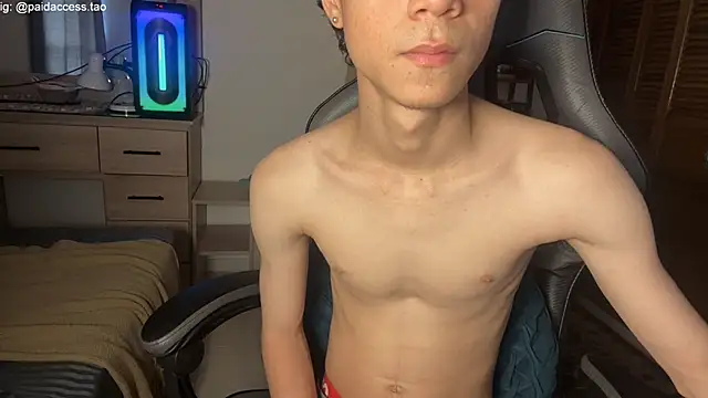 OopsAgain_ 在線直播表演
