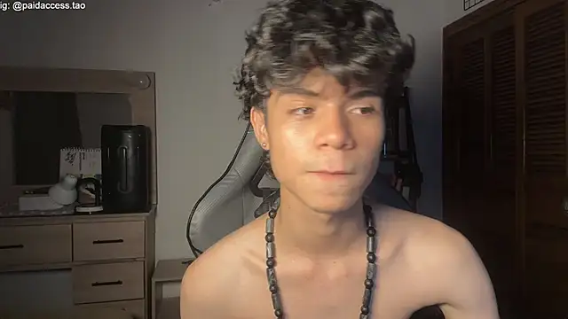 OopsAgain_n Webbikameraesitys
