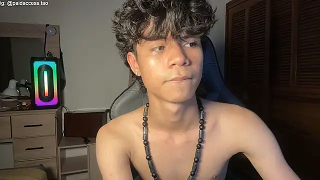 Show de OopsAgain_ na webcam